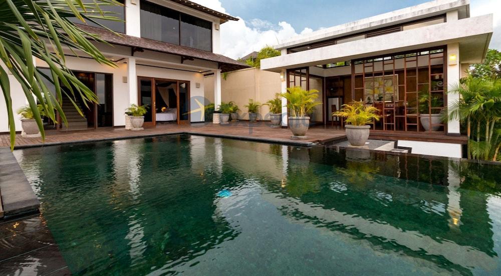 Airis Luxury Villas & Spa Ungasan  Ngoại thất bức ảnh
